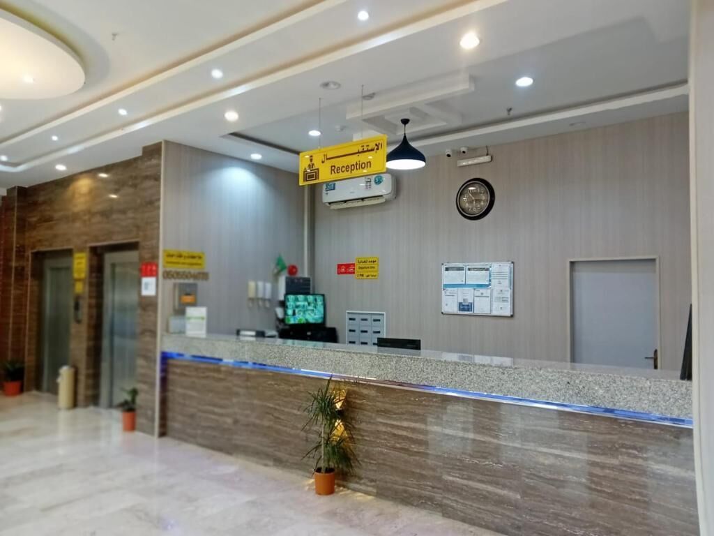 Quarto casal luxo, vista para a cidade | Saguão