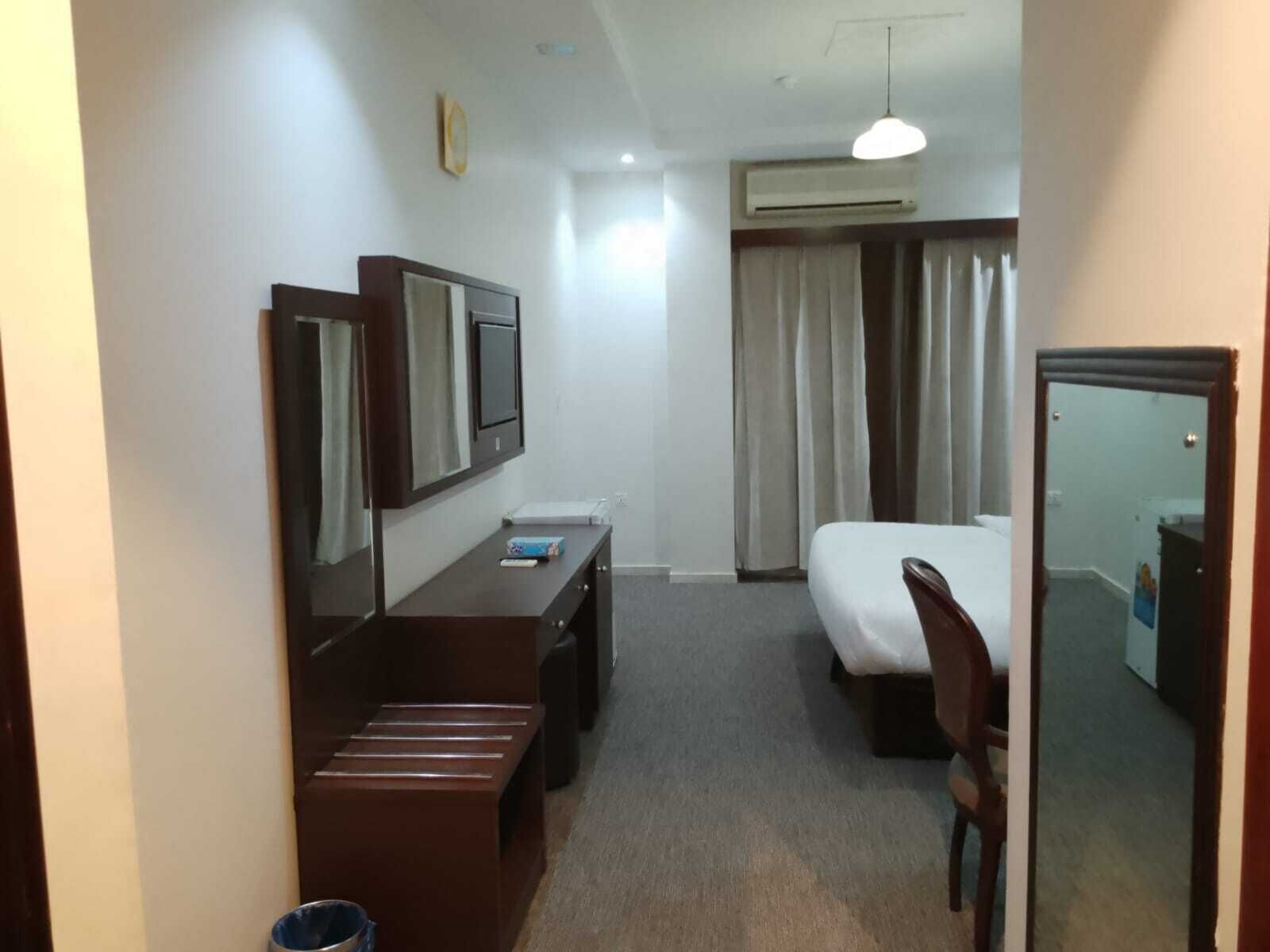 Deluxe Double Room, City View