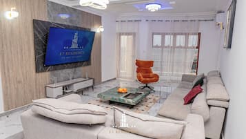 Ático Deluxe, balcón | Zona de estar