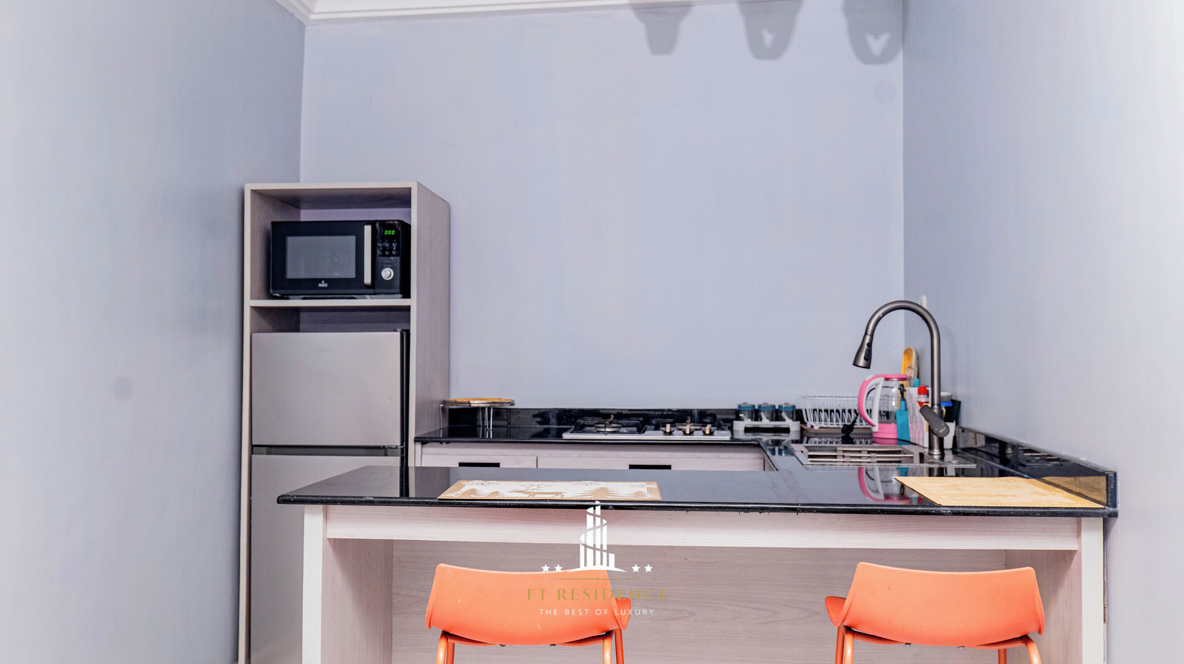 Estudi Deluxe, balcó | Cuina privada