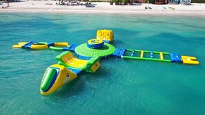 Beach - Christmas Week in Cancun: 3 Bedroom Oceanfront Suite (Cancún)