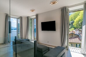 Honeymoon Apartment, Multiple Bedrooms, 2 Bathrooms, Mountainside (Sant' Anna Deluxe) | Living room - Sant' Anna Deluxe (Menaggio)