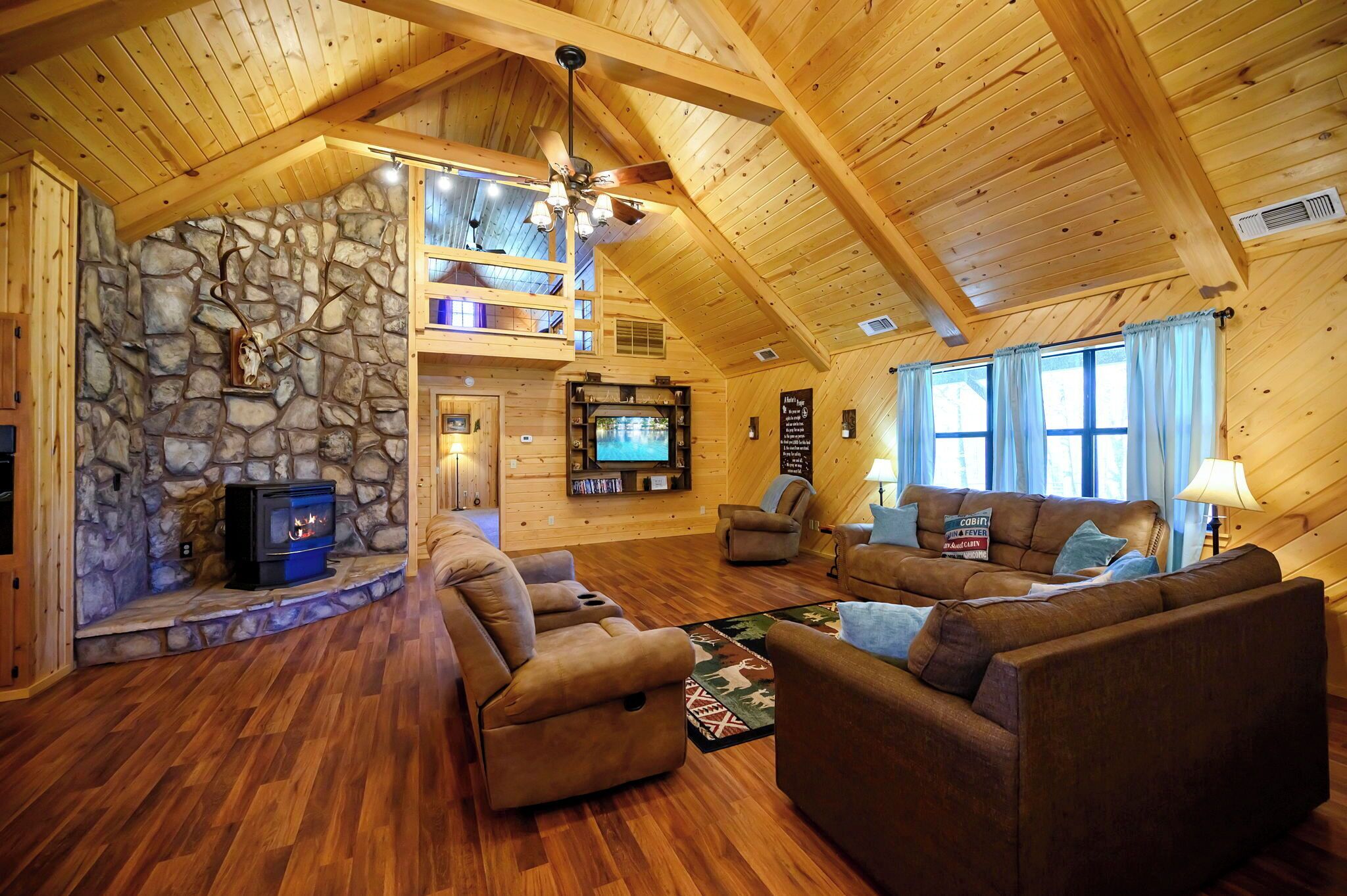 Smart TV, fireplace, DVD player, table football