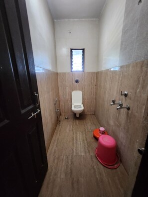 Deluxe Double Room, City View | Bathroom - Hotel Sai Laxmi- Near Sai Baba Temple (Shirdi)