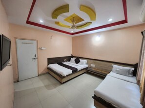 Deluxe Triple Room, City View | Free WiFi - Hotel Sai Laxmi (Shirdi)