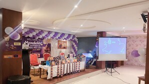 Ảnh chưa phân loại, 3 trong số 33 ảnh, nút