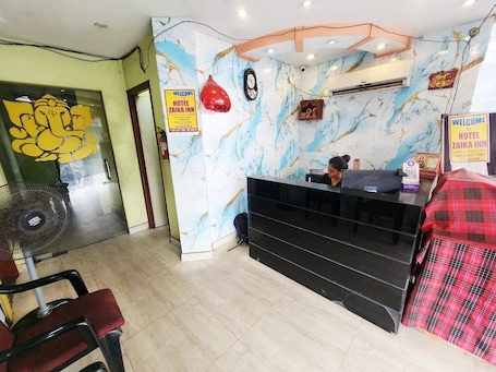 Lobby. Hotel Zaika Inn