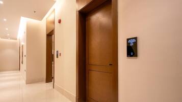 Premium101 | Front of property