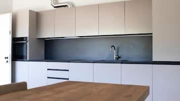 Superior-Apartment, Gartenblick | Speisen