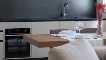 Appartamento Deluxe, vista giardino | Interni