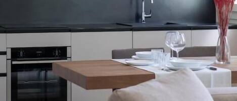 デラックス アパートメント ガーデンビュー | 内装