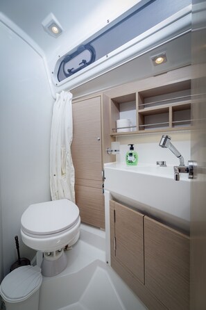 Shower - Sun-Kissed Sailing Adventure in the Ionian Islands, Lefkada (Lefkada)