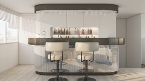 Bar (on property) - Sun-Kissed Sailing Adventure in Split, Croatia (Split)