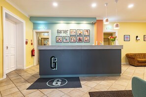 Lobby - Garner Hotel Berlin Messe by IHG (Berlin)