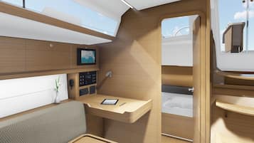 3 bedrooms, in-room safe, iron/ironing board