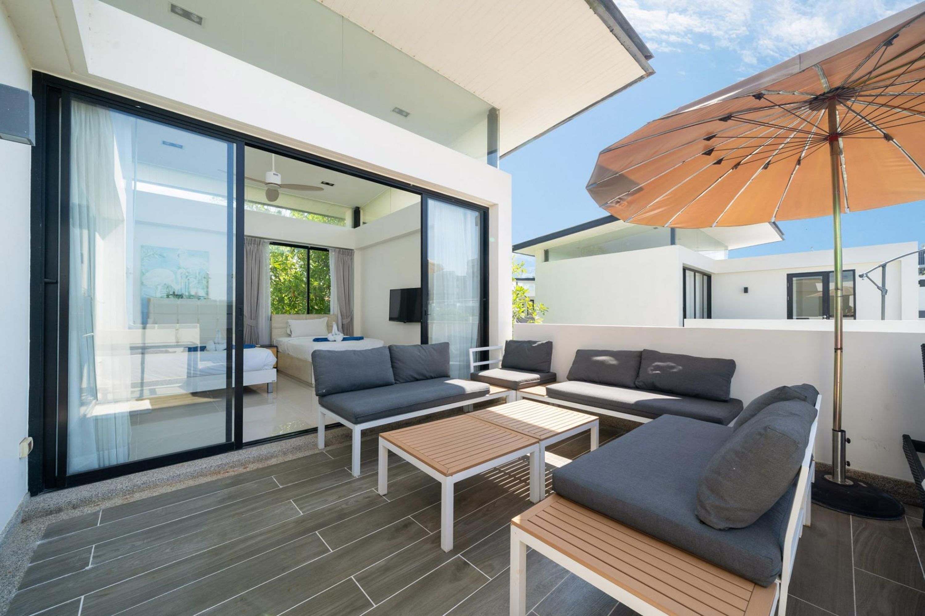 Terrace/patio