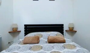 2 Schlafzimmer, Bügeleisen/Bügelbrett, Reisekinderbett, kostenloses WLAN