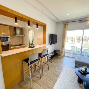 Dishwasher - Bright & Stylish 1bd flat in Jardins De Carthage (La Goulette)