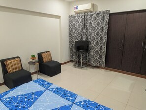 Interior - Furnished Guest Room Accommodation (Karachi)