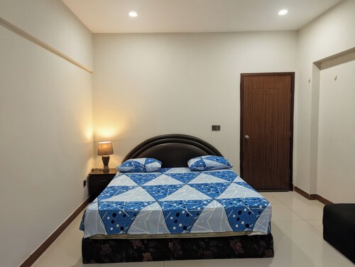 Furnished Guest Room Accommodation