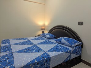 Room - Furnished Guest Room Accommodation (Karachi)