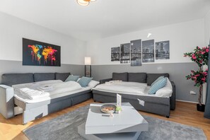 2 sovrum, strykjärn/strykbräda, resesäng och gratis wi-fi