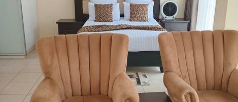 华丽开间套房, 庭院景观