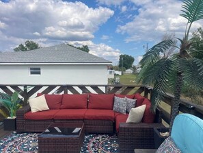 Property grounds - Enjoyable 3-bedroom house with AC in charming Punta Gorda (Punta Gorda)