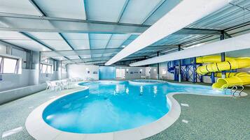 Mobile Home, 3 Bedrooms | Pool | Outdoor pool