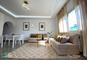 Living area - Le Safran: apt rénové, spacieux et central @Marsa (Carthage)