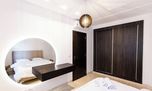 1 bedroom, iron/ironing board, travel cot, bed sheets - Le Lys: haut de gamme aux Jardins de Carthage (Ain Zaghouan)