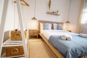 3 bedrooms, iron/ironing board, bed sheets - Villa bord de mer piscine chauffée et terrasse (Site archéologique de Carthage)