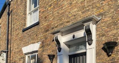 Serene 3-bedroom cottage in lovely Pocklington perfect for relaxing