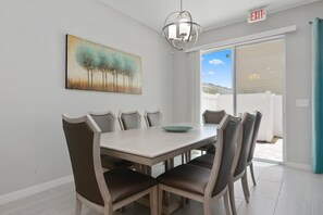 Dining - Wonderful 4 Bed Close to Disney w GameRoom 5150 (Kissimmee)