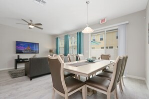 Dining - Family Friendly 4 Bedroom close to Disney in Compass Bay Resort 5108 (Kissimmee)