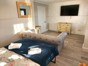 Room - Luxurious studio room in the heart of East Kilbride 10mins from a hospital (East Kilbride)