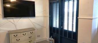 Luxurious studio room in the heart of East Kilbride 10mins from a hospital