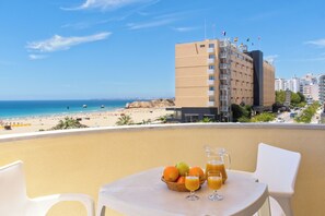 Outdoor dining - Turim Algarve Mor Apartamentos (Portimão)