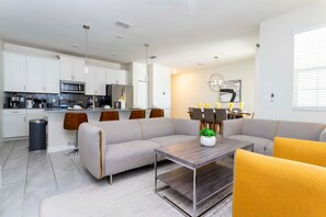 Interior - Charming 4Bd w Pool Storey Lake Resort Orlando 4861 (Kissimmee)