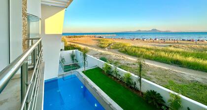 Omnya Carthage Frontsea Luxury Villa
