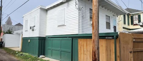 Apartment, 2 Bedrooms | Exterior