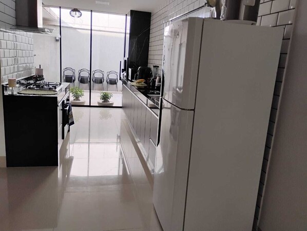 Microwave, oven, stovetop