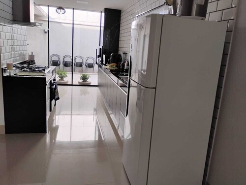 Spacious 3-Suite Home in Goiânia, Ideal for MotoGP 2026