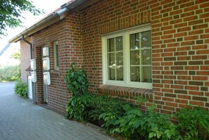 Exterior detail - Vacation apartment Möwe Dornumersiel (Dornum)