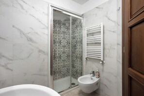 Phòng 3 | Phòng tắm