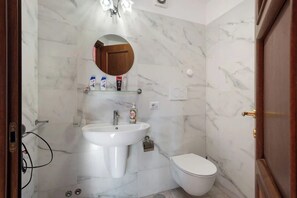 ห้องทริปเปิล | ห้องน้ำ