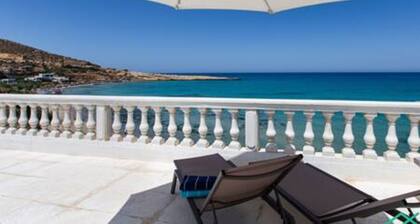 Dar Barsha: Beach front white sand and happiness