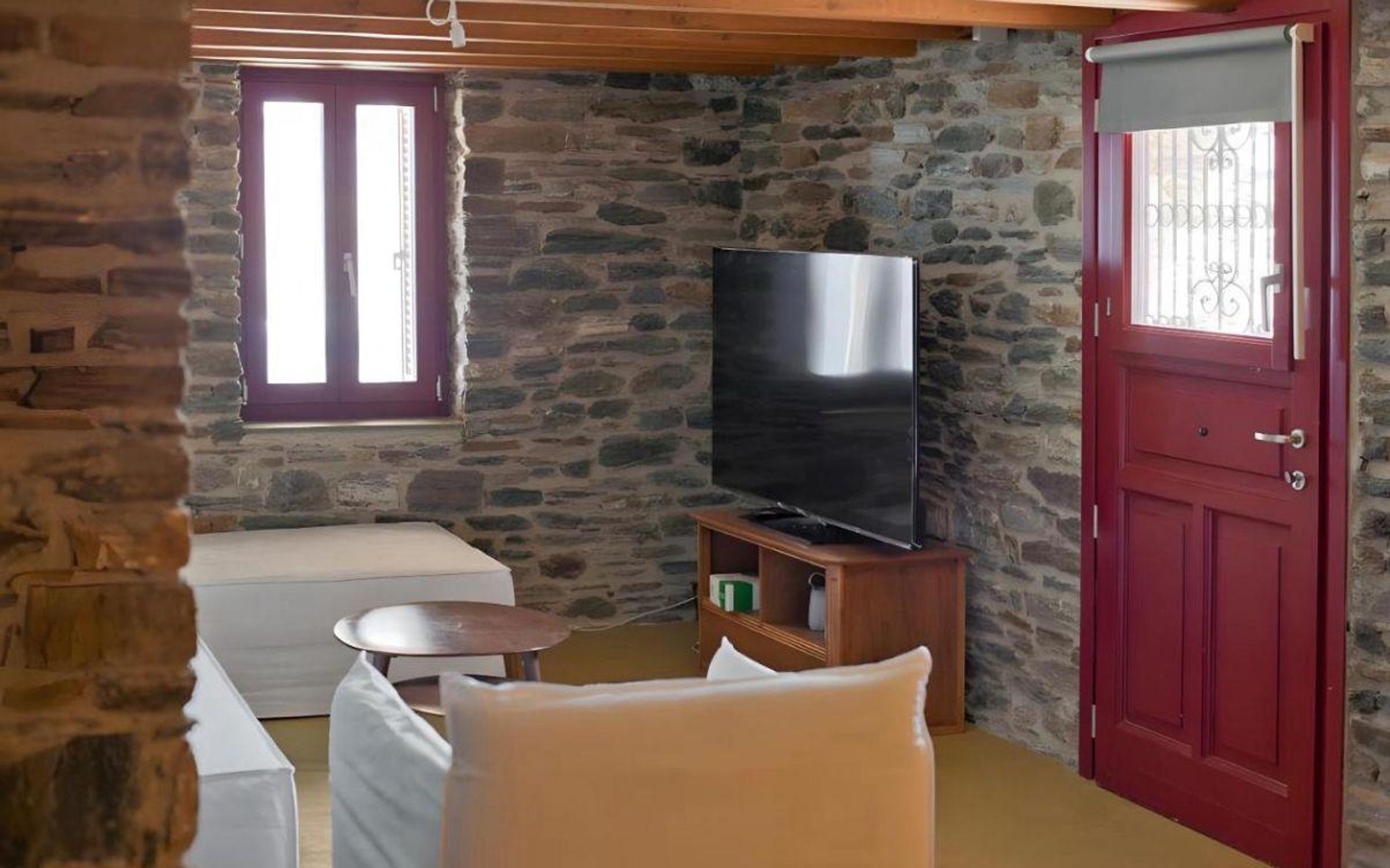 House | 1 bedroom