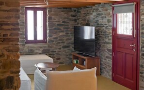 House, Smoking - Stone Wave Kythnos (Kithnos)