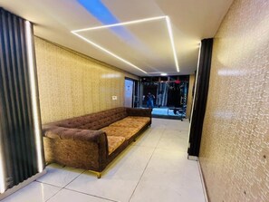 Interior - Roomshala Hotel Haveli (New Delhi)